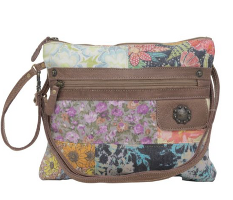 La Piccolo Crossbody Bag