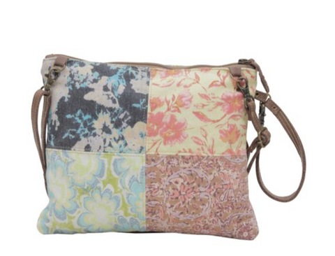 La Piccolo Crossbody Bag
