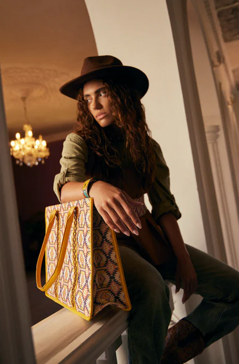 Mynora Springs Weekender Bag