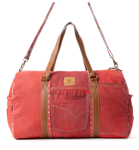 Wildberry Voyager Traveler Bag - Cranberry Smoke