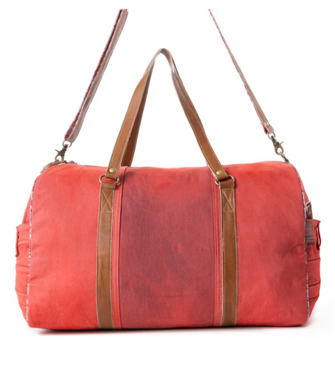 Wildberry Voyager Traveler Bag - Cranberry Smoke