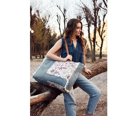 Venture Weekender Bag