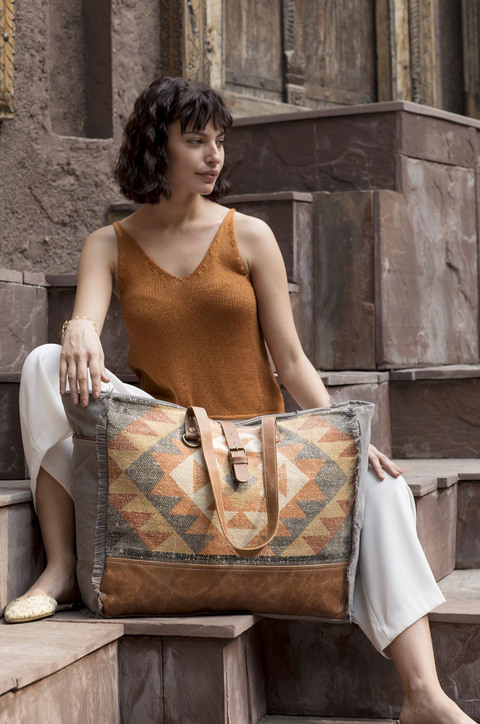 Cosmopolitan Weekender Bag